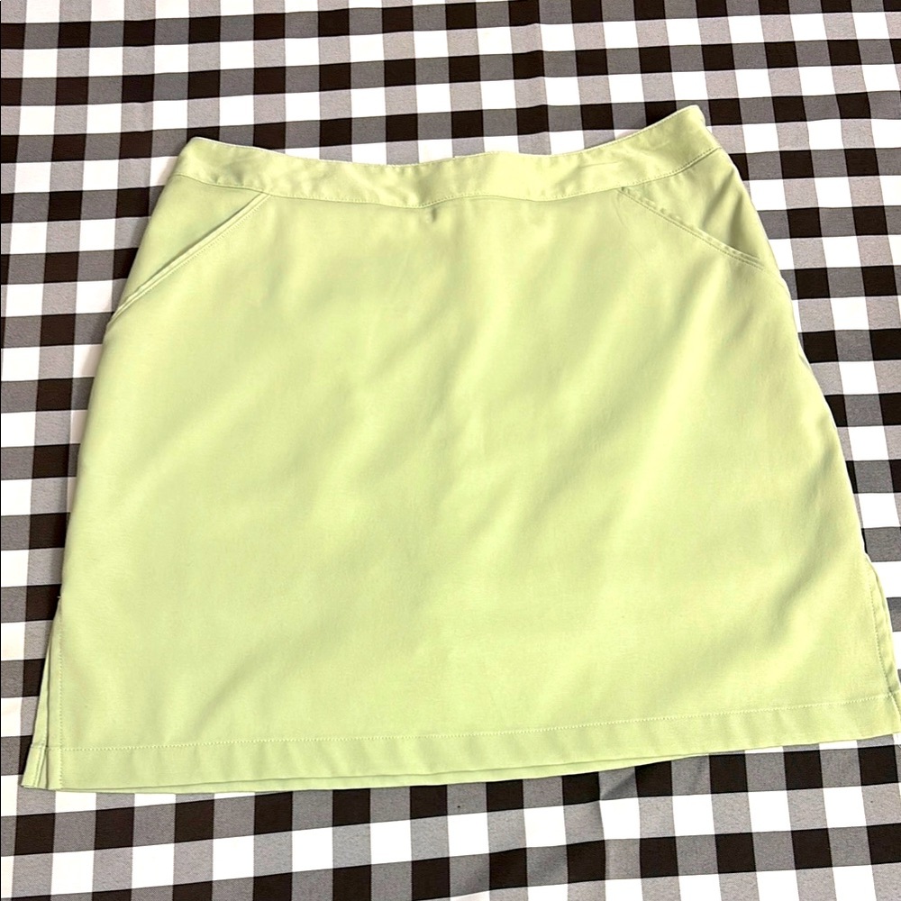 Coral Bay Golf Skort , size 10 , Pistachio Green , pockets , perfect
